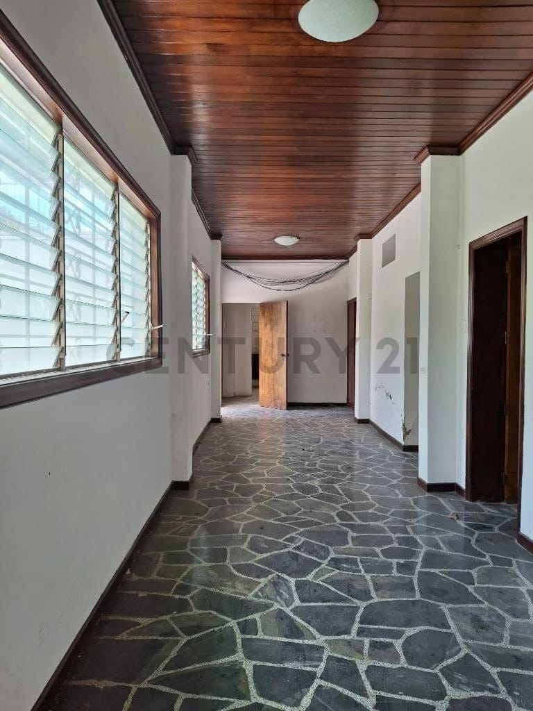 Alquiler de Terreno y Casa en la Urbanización Altamira, Chacao. L.Ll - 12