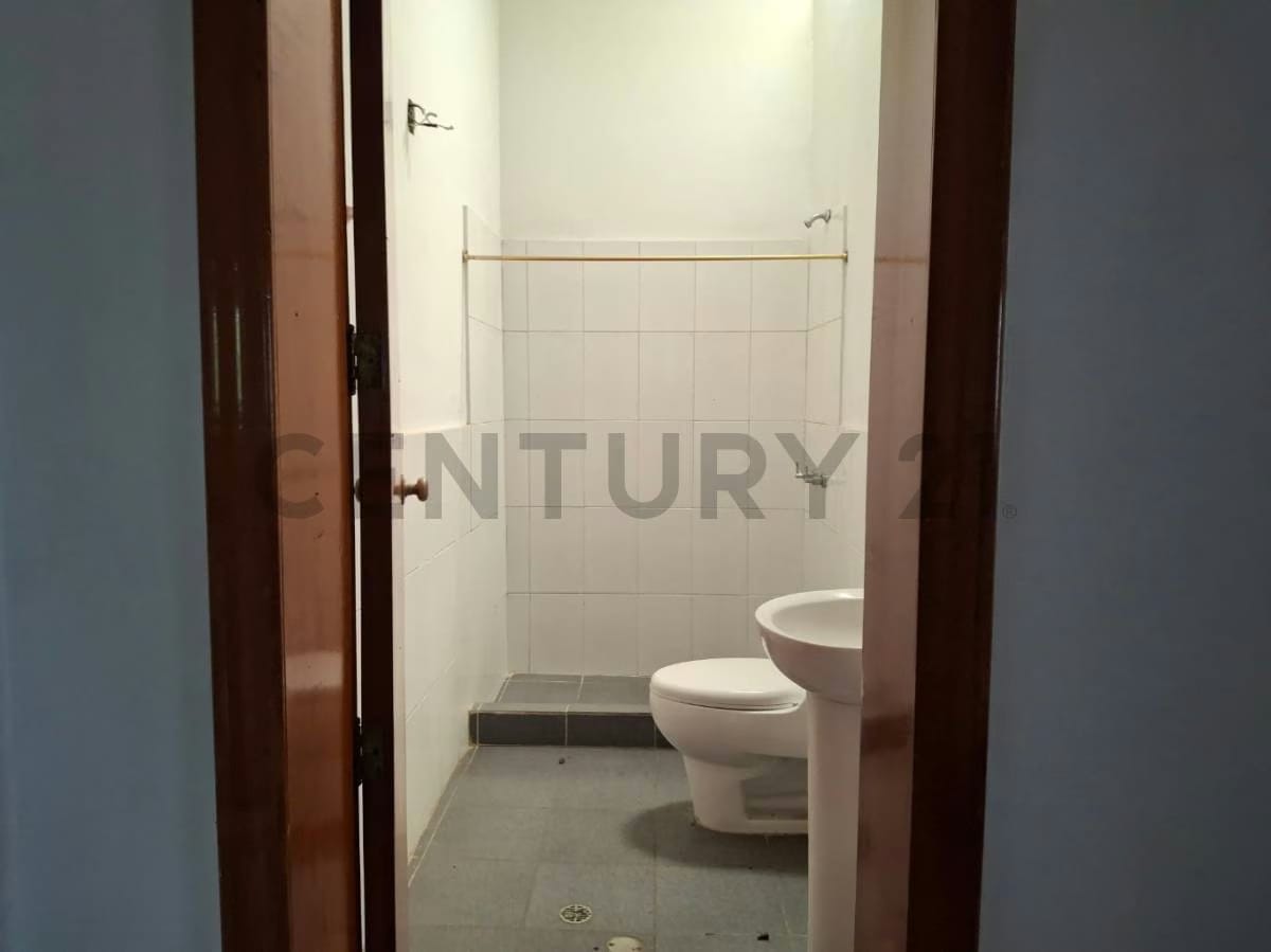Alquiler de Terreno y Casa en la Urbanización Altamira, Chacao. L.Ll - 22