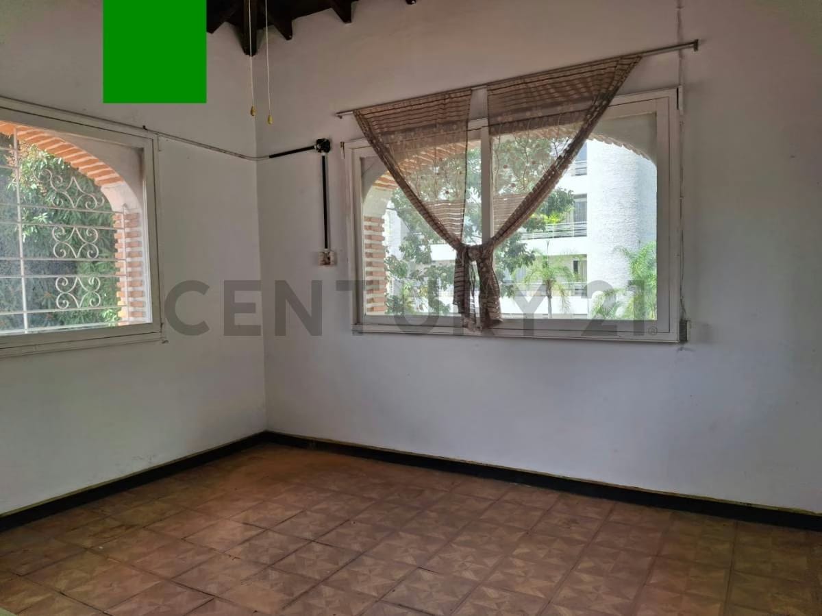 Alquiler de Terreno y Casa en la Urbanización Altamira, Chacao. L.Ll - 24