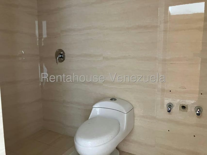 Apartamento (1 Nivel) en Venta en Agua Sal, Miranda - 11