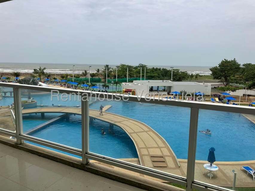 Apartamento (1 Nivel) en Venta en Agua Sal, Miranda - 4