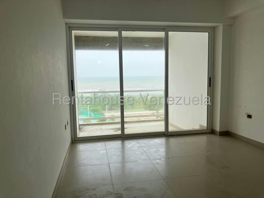 Apartamento (1 Nivel) en Venta en Agua Sal, Miranda - 9