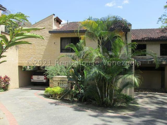 Townhouse (Duplex) en Venta en Monte Claro, Distrito Metropolitano