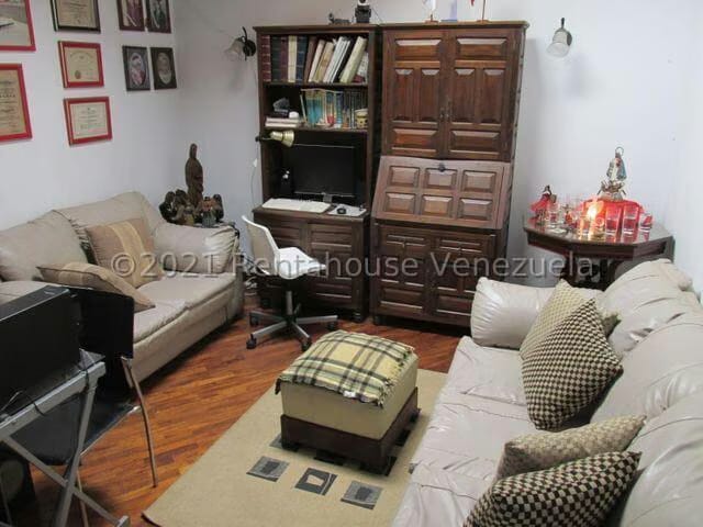 Townhouse (Duplex) en Venta en Monte Claro, Distrito Metropolitano - 28
