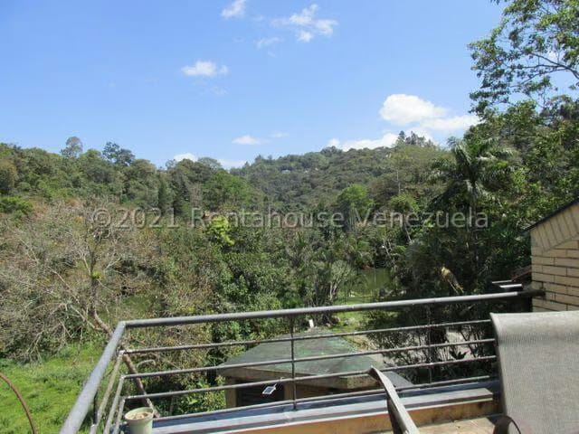 Townhouse (Duplex) en Venta en Monte Claro, Distrito Metropolitano - 35