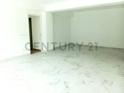 Lujoso y Confortable Apartamento en Venta en Macaracuay con Financiamiento - 4