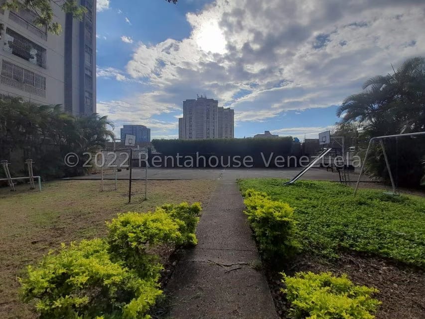 Apartamento (1 Nivel) en Venta en Zona Este, Lara - 44