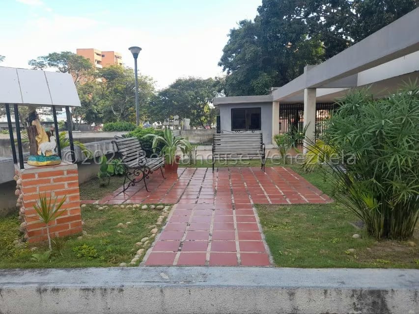 Apartamento (1 Nivel) en Venta en Zona Este, Lara - 52