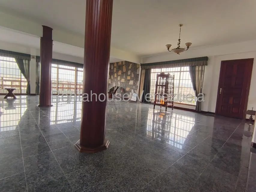 Casa (1 Nivel) en Venta en La Macarena Norte, Miranda - 13