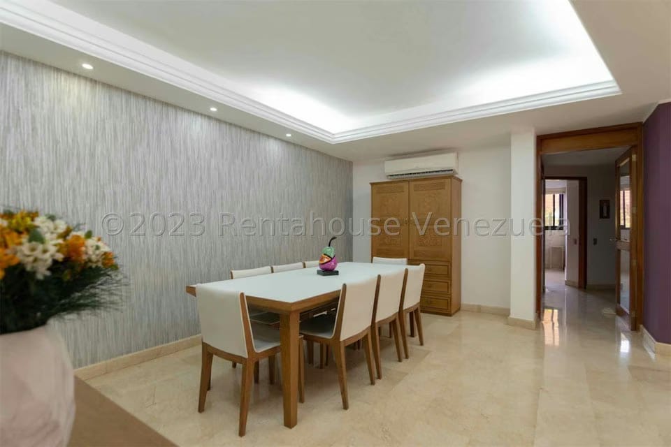 Apartamento (Duplex) en Venta en Lomas de La Alameda, Distrito Metropolitano - 2