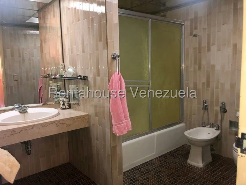 Apartamento (1 Nivel) en Venta en La Castellana, Distrito Metropolitano - 27