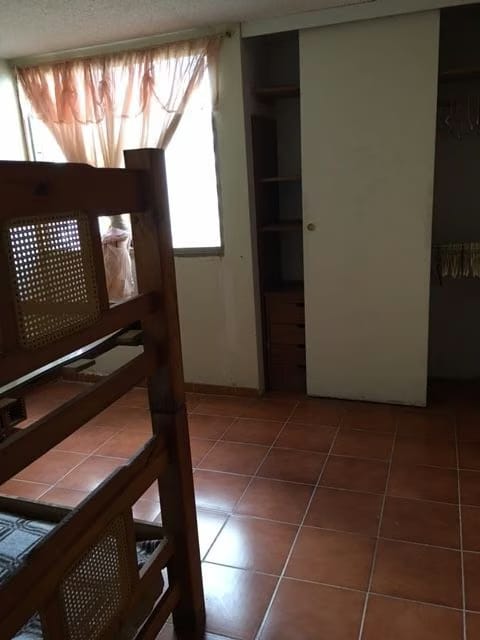 VENDO APARTAMENTO LA ROSALEDA SUR - 7