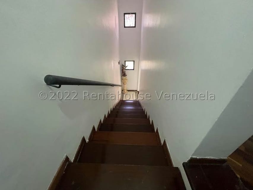 Townhouse (Duplex) en Venta en Parcelamiento Cortada del guayabo, Miranda - 37