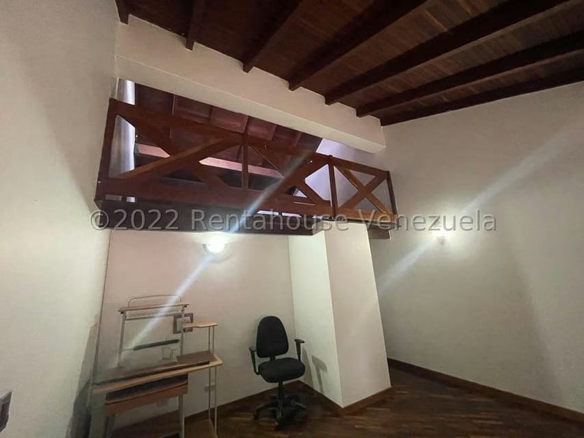 Townhouse (Duplex) en Venta en Parcelamiento Cortada del guayabo, Miranda - 38