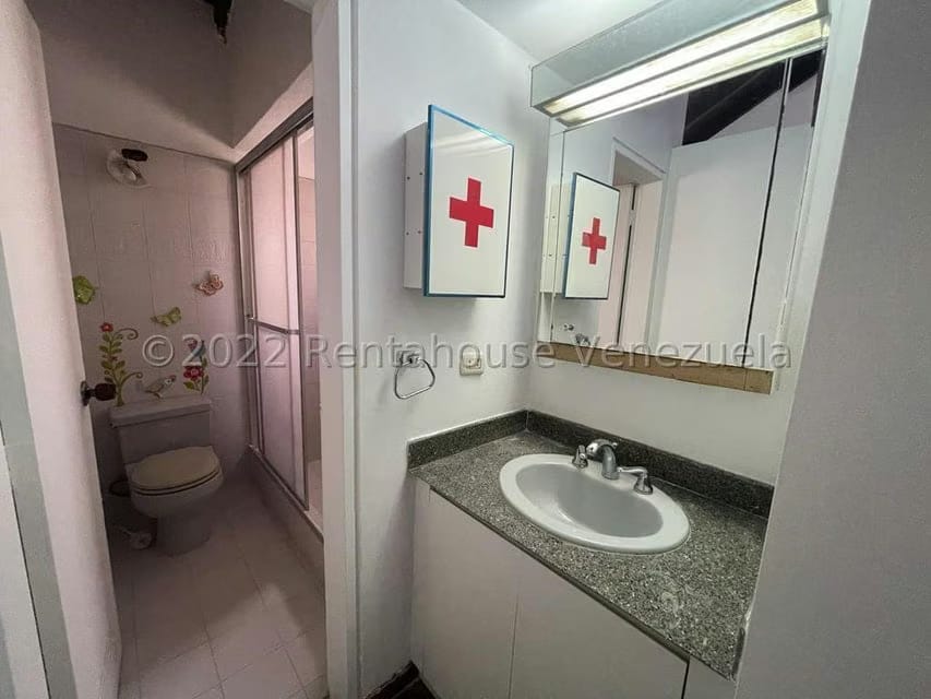 Townhouse (Duplex) en Venta en Parcelamiento Cortada del guayabo, Miranda - 47