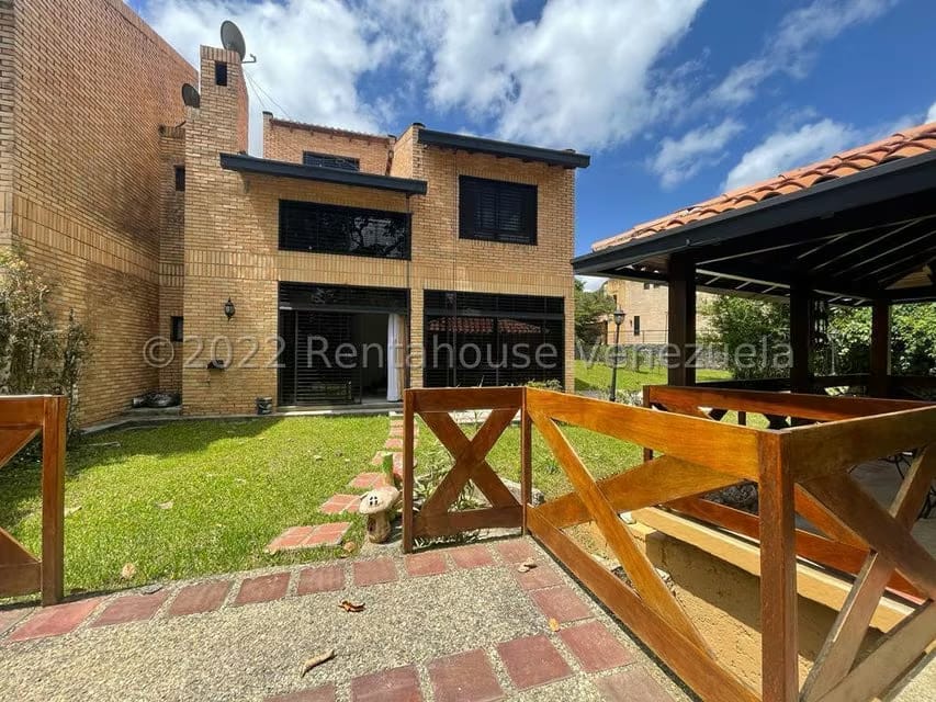 Townhouse (Duplex) en Venta en Parcelamiento Cortada del guayabo, Miranda - 9
