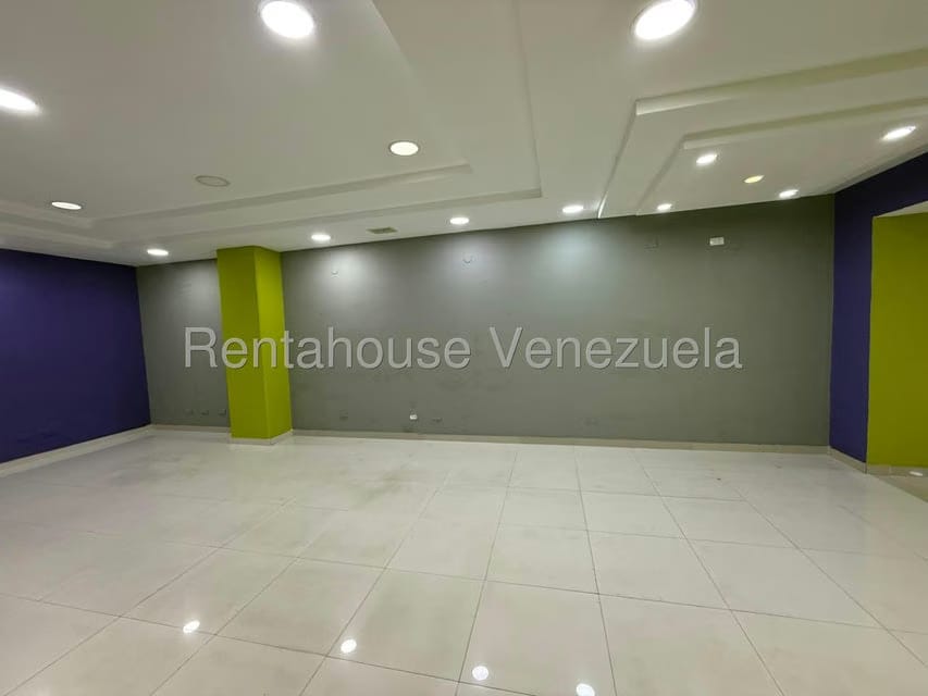 Comercial (Local Comercial) en Alquiler en Santa Rosa de Lima, Distrito Metropolitano - 13