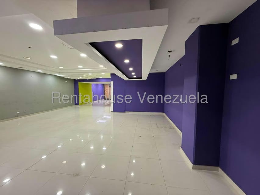 Comercial (Local Comercial) en Alquiler en Santa Rosa de Lima, Distrito Metropolitano - 18