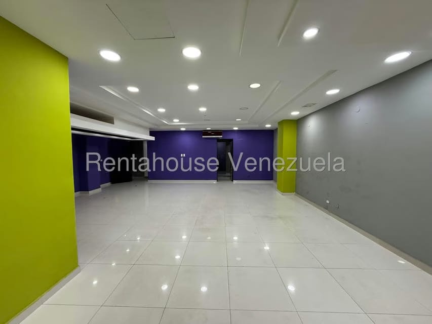 Comercial (Local Comercial) en Alquiler en Santa Rosa de Lima, Distrito Metropolitano - 9