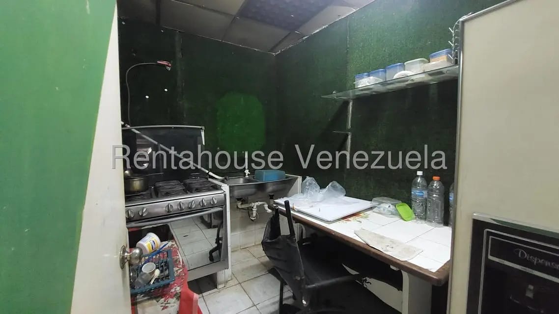 Comercial (Local Comercial) en Alquiler en Parroquia Santa Rosalia, Distrito Metropolitano - 13