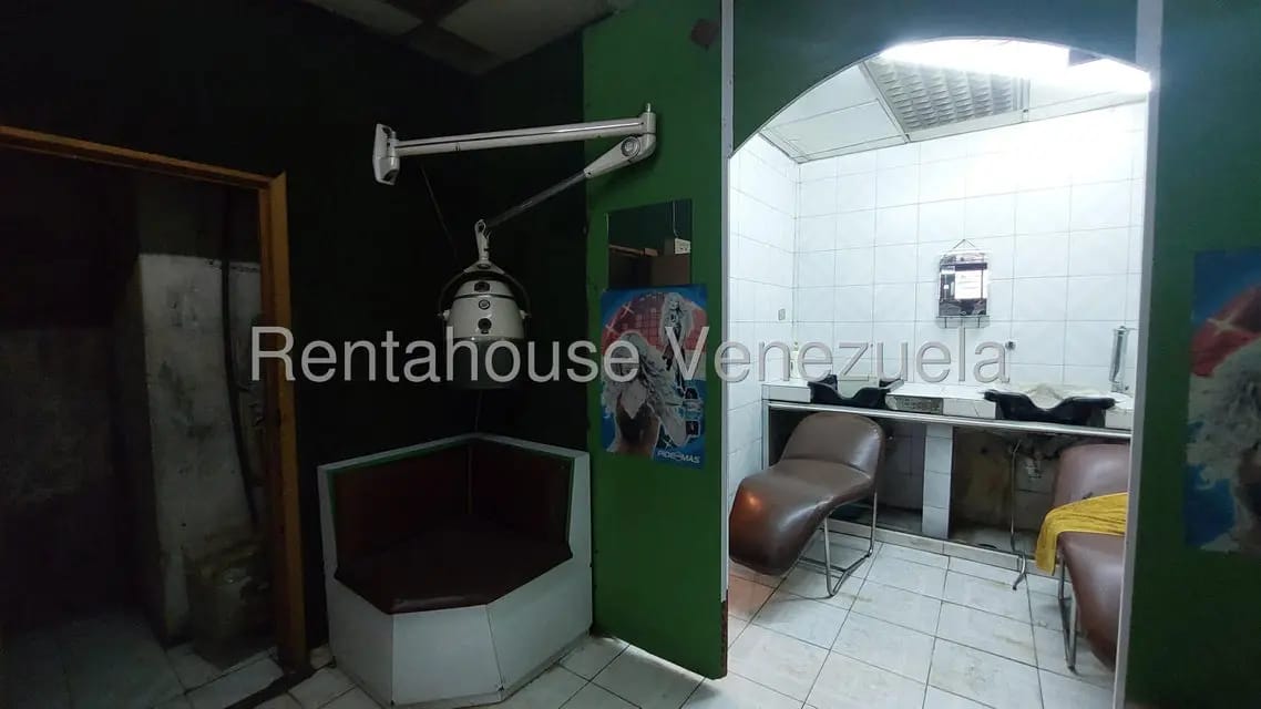 Comercial (Local Comercial) en Alquiler en Parroquia Santa Rosalia, Distrito Metropolitano - 9