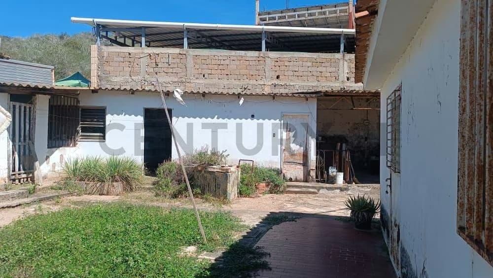 Oportunidad terreno de 800mt2 con 2 casas para remodelar en pampatar - 13