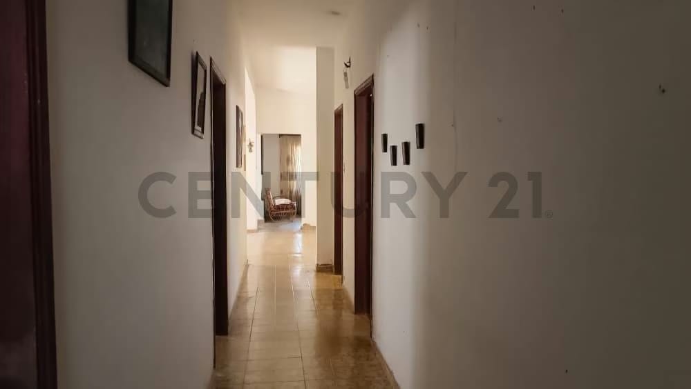 Oportunidad terreno de 800mt2 con 2 casas para remodelar en pampatar - 14