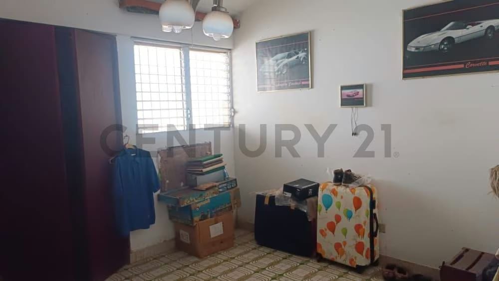 Oportunidad terreno de 800mt2 con 2 casas para remodelar en pampatar - 8