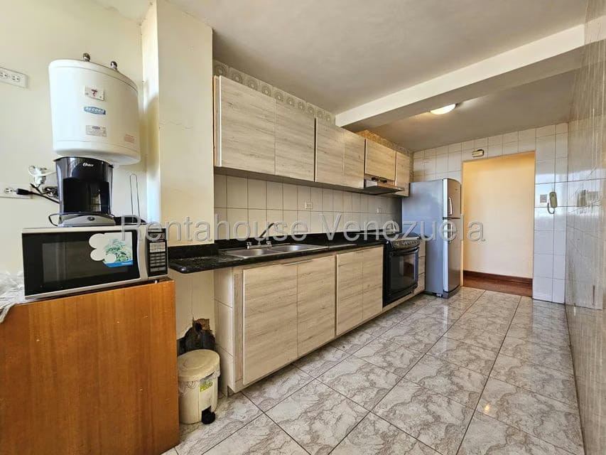 Apartamento (1 Nivel) en Alquiler en Santa Elena, Lara - 14