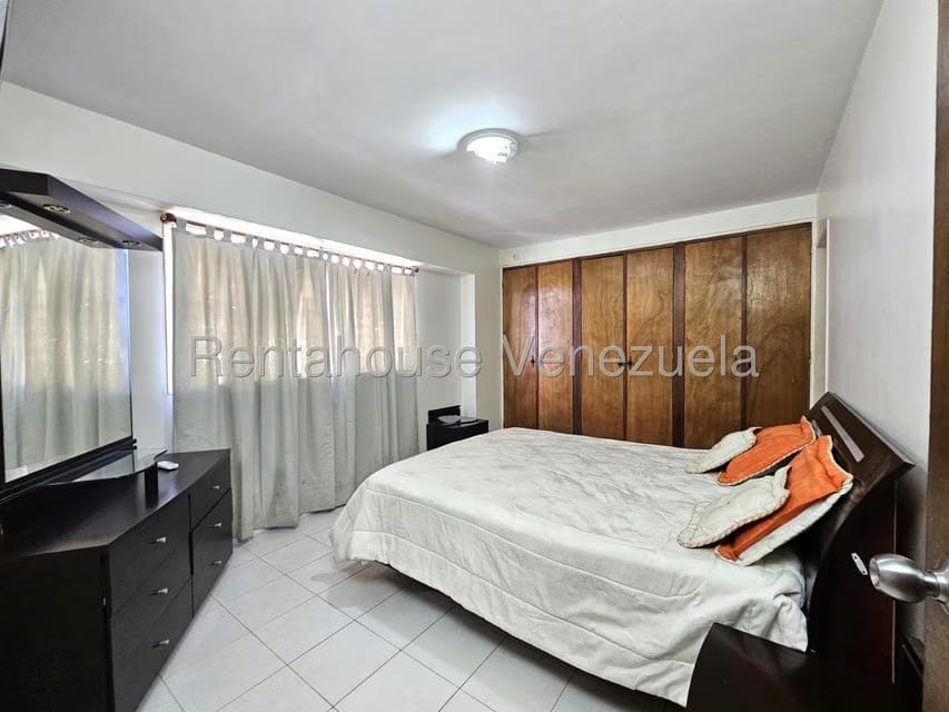 Apartamento (1 Nivel) en Alquiler en Santa Elena, Lara - 16