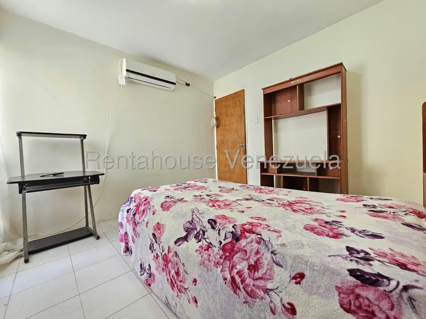 Apartamento (1 Nivel) en Alquiler en Santa Elena, Lara - 26