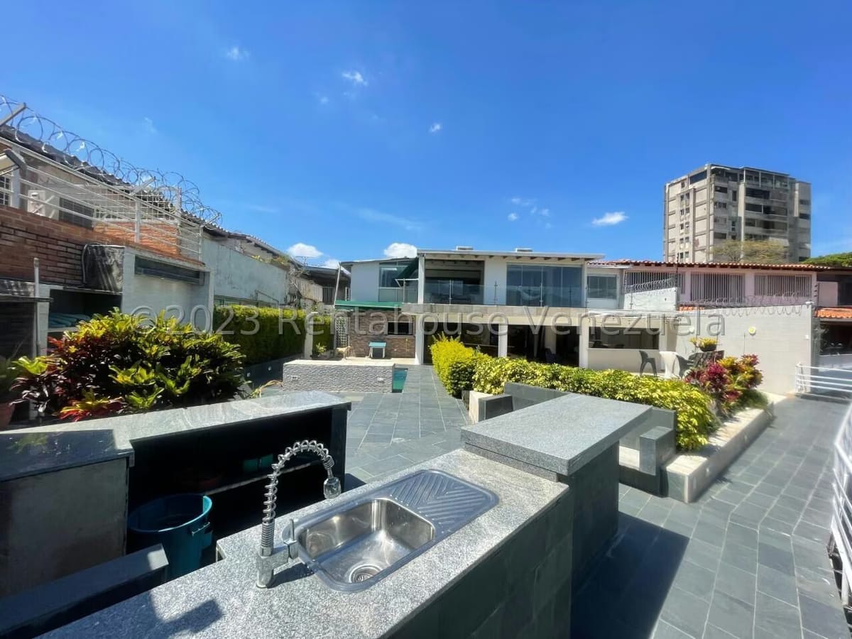 CASA EN VENTA-SELENE MARIN NOBREGA- MLS#23-30160