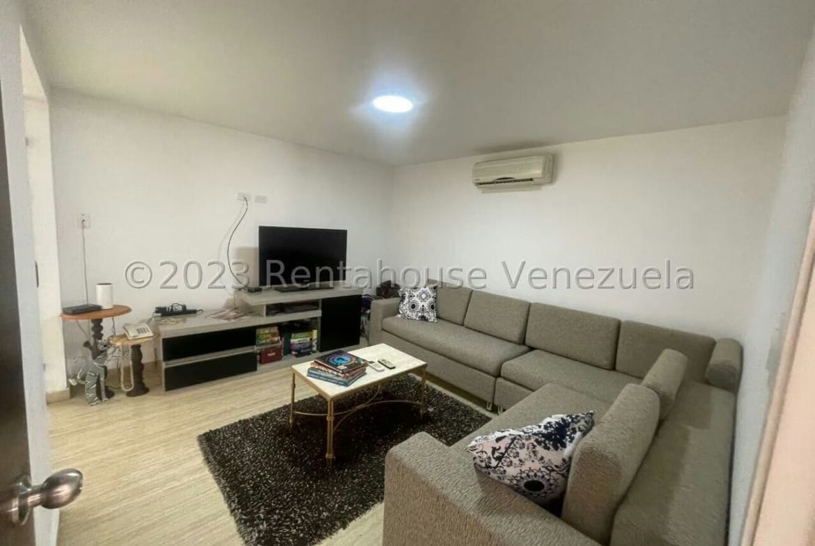 CASA EN VENTA-SELENE MARIN NOBREGA- MLS#23-30160 - 4