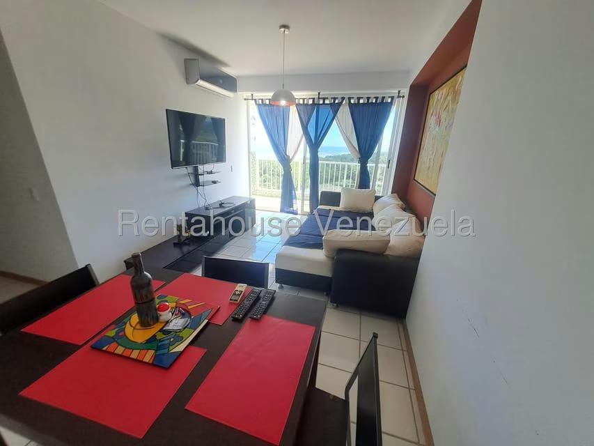 Apartamento (1 Nivel) en Venta en Agua Sal, Miranda - 2