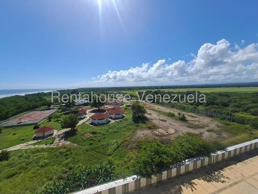 Apartamento (1 Nivel) en Venta en Agua Sal, Miranda - 16