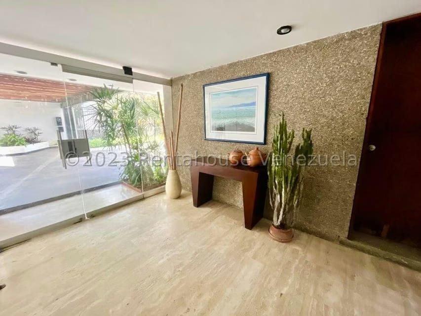 Apartamento (1 Nivel) en Venta en Las Mercedes, Distrito Metropolitano - 2