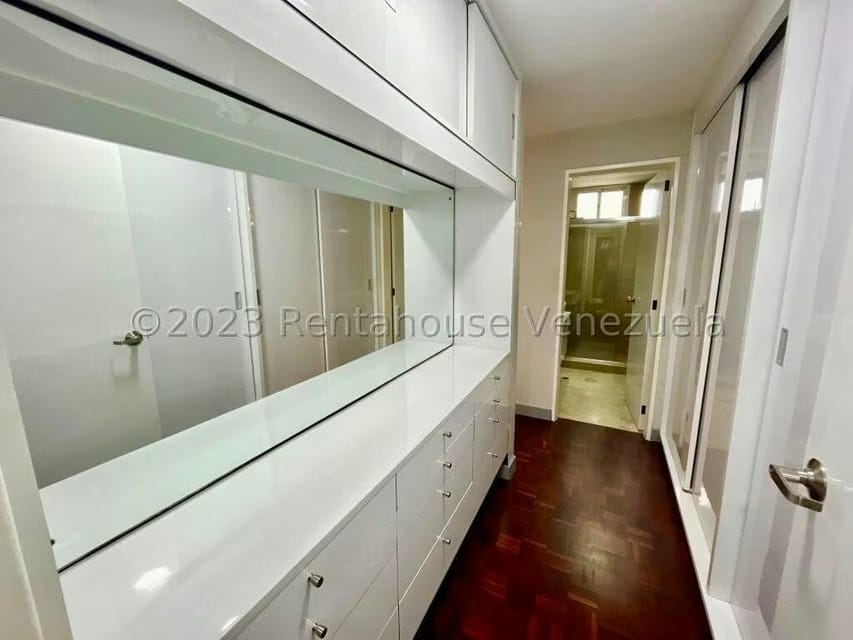 Apartamento (1 Nivel) en Venta en Las Mercedes, Distrito Metropolitano - 23