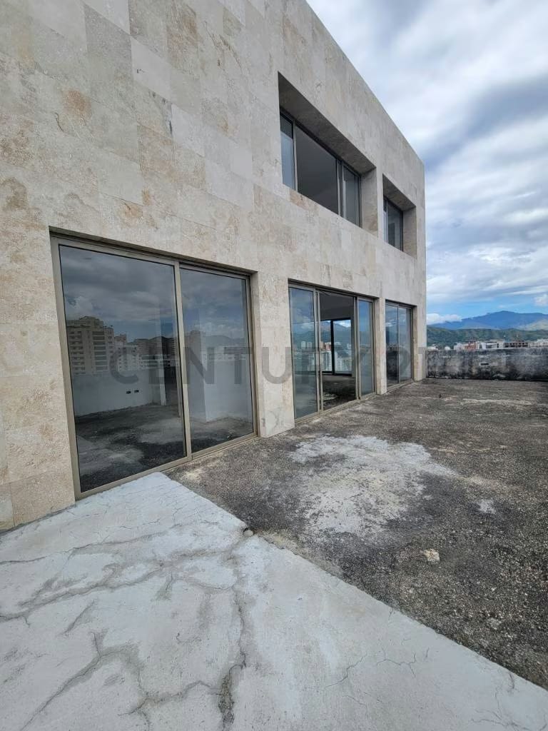 Venta de Pent-House en Obra Gris Residencias Mondriam, Urb. El Bosque, Valencia - 8