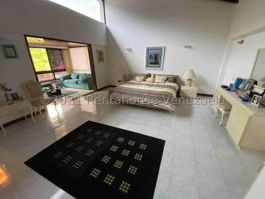 Casa (Multipes Niveles) en Venta en Los Naranjos del Cafetal, Distrito Metropolitano - 38