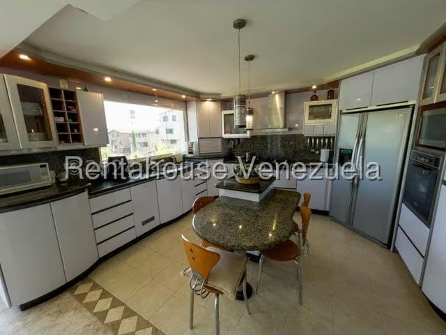 Casa (Multipes Niveles) en Venta en Lomas del Halcon, Distrito Metropolitano - 14