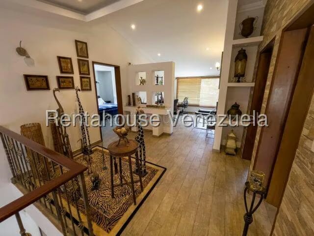 Casa (Multipes Niveles) en Venta en Lomas del Halcon, Distrito Metropolitano - 8