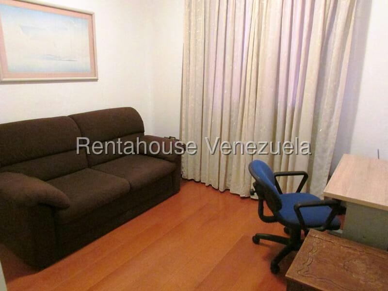 Apartamento (Duplex) en Alquiler en Campo Alegre, Distrito Metropolitano - 16