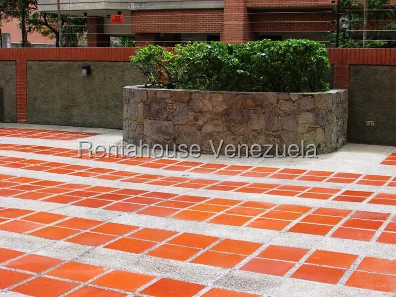 Apartamento (Duplex) en Alquiler en Campo Alegre, Distrito Metropolitano - 32