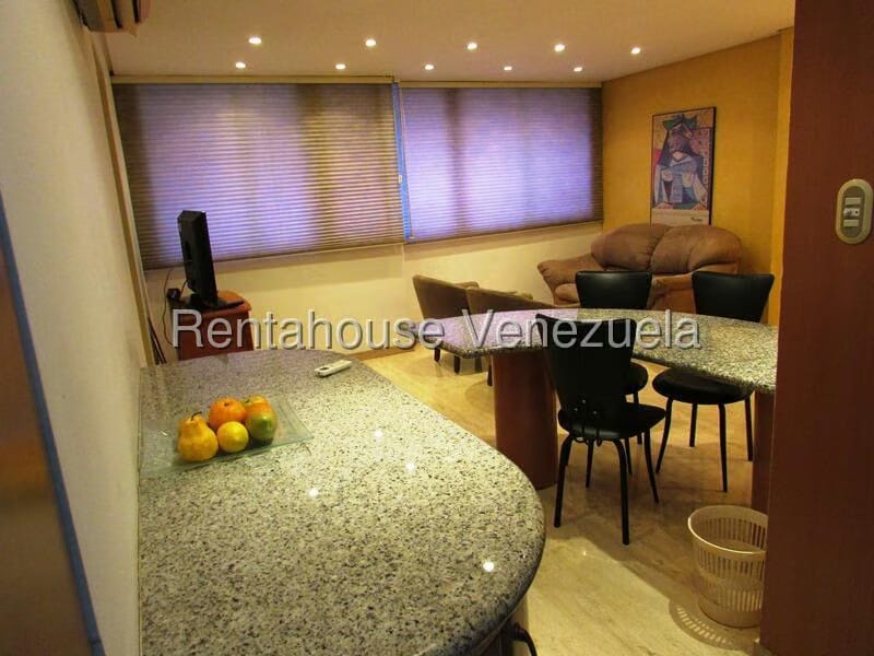 Apartamento (Duplex) en Alquiler en Campo Alegre, Distrito Metropolitano - 9
