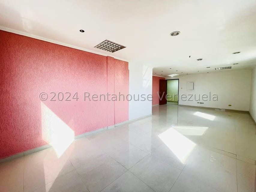 Comercial (Oficina) en Alquiler en Avenida Bolivar, Aragua - 7