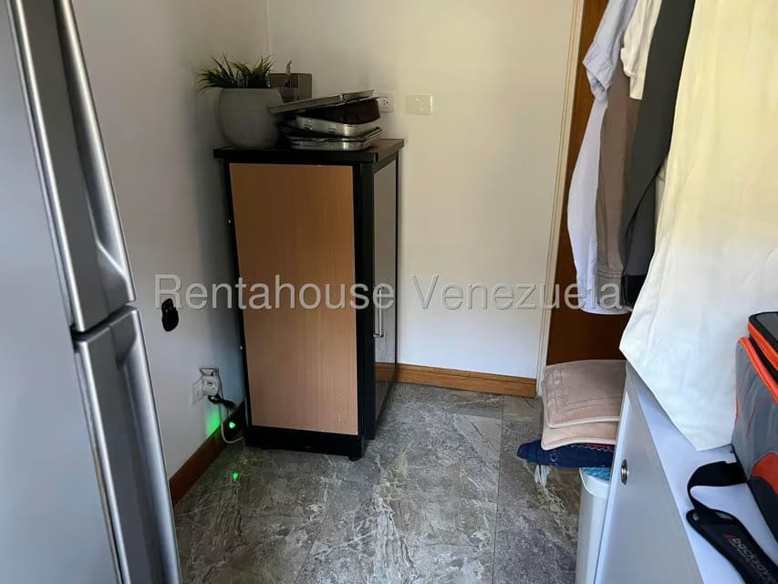 Apartamento (1 Nivel) en Alquiler en Los Campitos, Distrito Metropolitano - 16