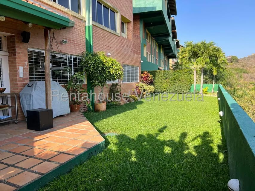 Apartamento (1 Nivel) en Alquiler en Los Campitos, Distrito Metropolitano - 33