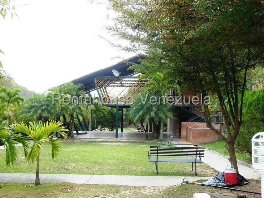 Apartamento (1 Nivel) en Alquiler en Los Campitos, Distrito Metropolitano - 39