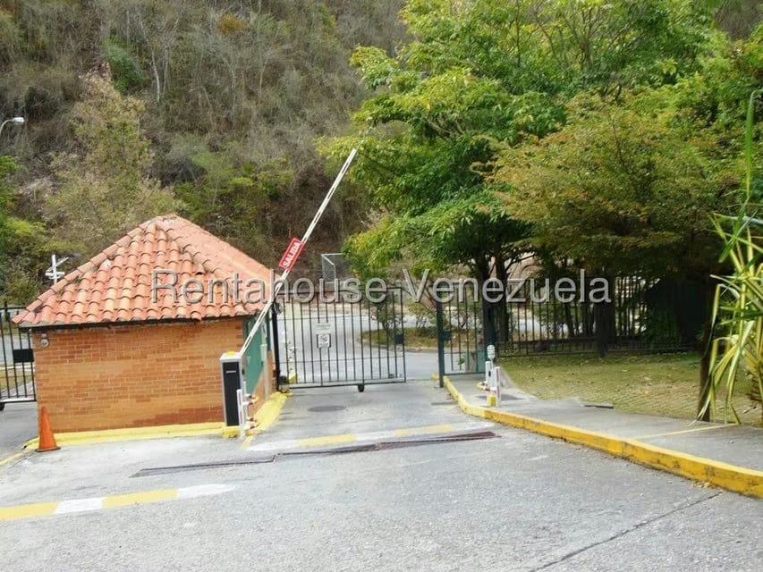 Apartamento (1 Nivel) en Alquiler en Los Campitos, Distrito Metropolitano - 40