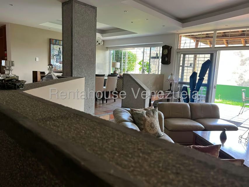 Apartamento (1 Nivel) en Alquiler en Los Campitos, Distrito Metropolitano - 5